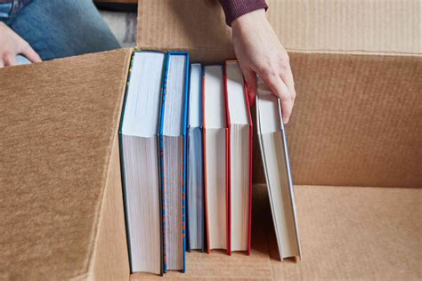 How to Pack Books: Strategies and Considerations for Safe Transport